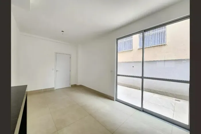 Apartamento à Venda - Barroca, 2 Quartos, 98 m2
