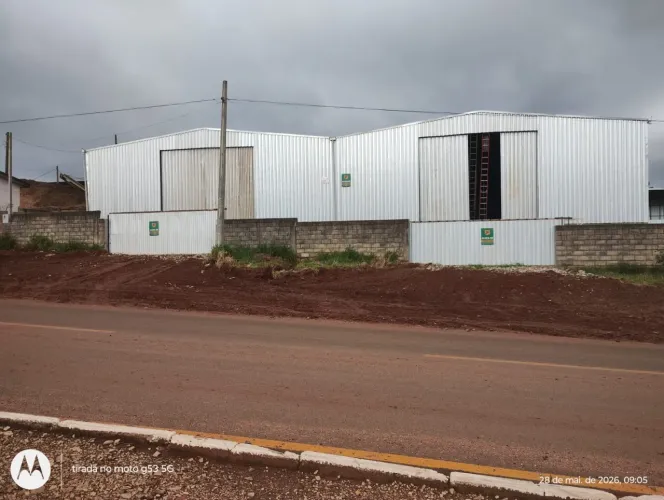 Barracão para Locação, Ponta Grossa / PR, bairro Cará-cará, 4 banheiros, área total 750,00