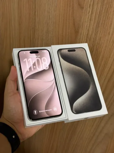 IPhone 15 Pro Max 256gb LEIA!