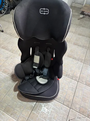 Cadeirinha para Auto Go Safe Alessa Nero 9 a 36kg