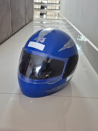 Capacete tamanho 60