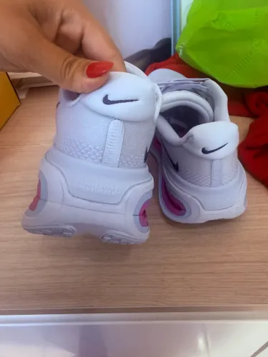Nike Vomero premium importado