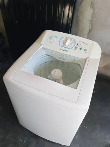 Vendo Eletrolux 12 kg