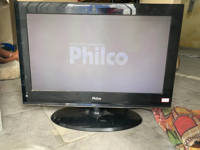 Televisão nova pra vender