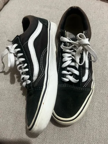 Tênis unissex da marca Vans tamanho 37