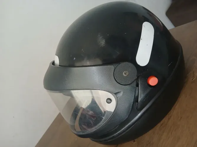 Capacete