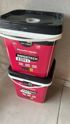 Tinta borracha líquida