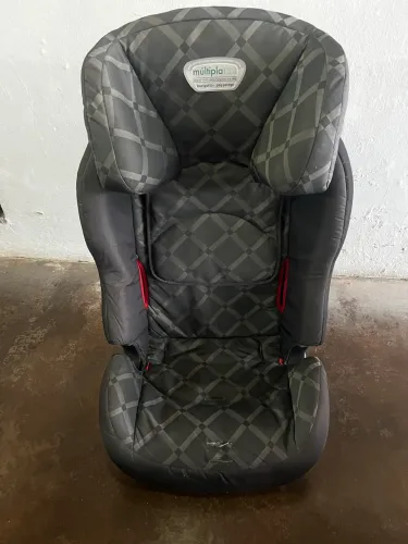Cadeira Burigotto Múltipla 1.2.3 9 a 36kg (Uso com Cinto do Carro)