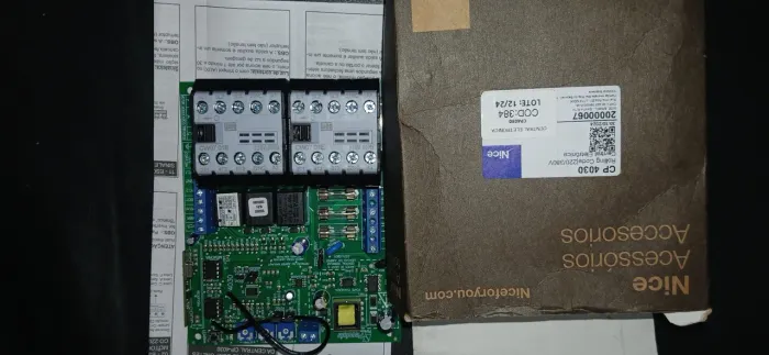 Vendo placa cp 4030 nova na caixa para automacao novo na caixa.