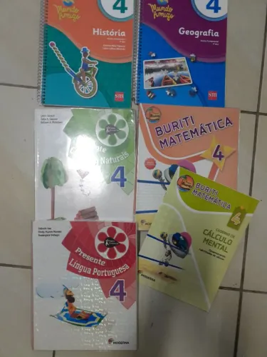 LIVROS DIDÁTICOS.  QUARTO ANO ENSINO FUNDAMENTAL.  