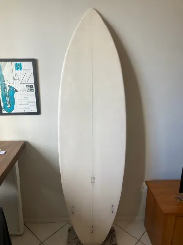 Prancha de Surf Evolution 6.4 - Nova e pronta pra cair na água (43,3L)
