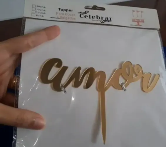 Topper de bolo AMOR dourado espelhado em acrílico,