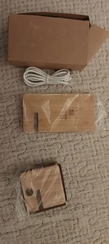 Carregador wireless de madera