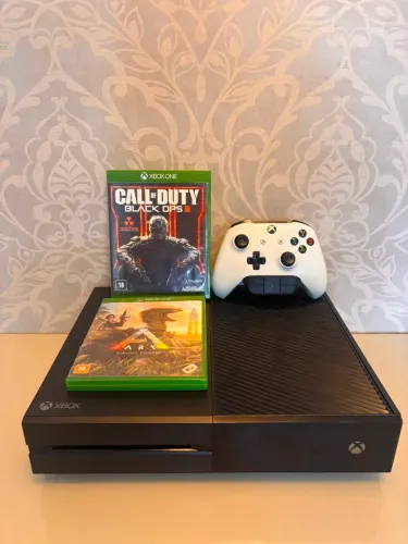 XBOX ONE PRETO 512Gb