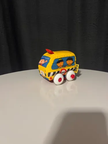 Carrinho a fricção revestido de espuma para bebe
