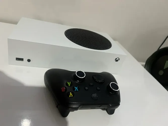 Xbox series s semi novo