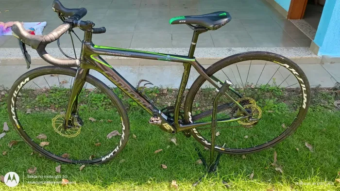 Bicicleta Speed Cannondale Synapse Carbon Disc - Tam 48 - Shimano Ultegra (Com NF)