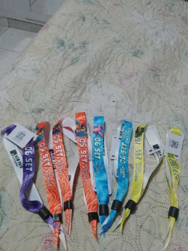 Pulseiras pro paço a passo 50 reais cada
