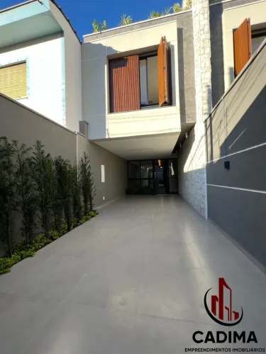 Casa com 3 suites no coração do Tatuapé