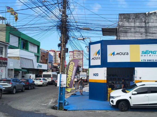 BATERIA AUTOMOTIVA r$ 120,00 obs vá na descrição