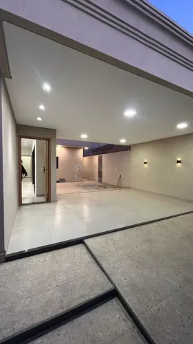 Colina Azul (Zona Sul) - Casa Nova em bom local, 3 dormitórios, sendo 1 suite, fácil acess