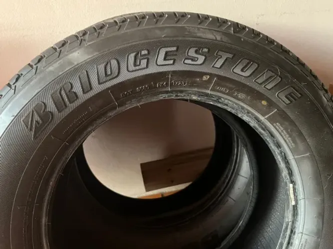 JOGO DE PNEUS BRIDGCSTONE DUELER 265/60R18 PARA CAMIONETES