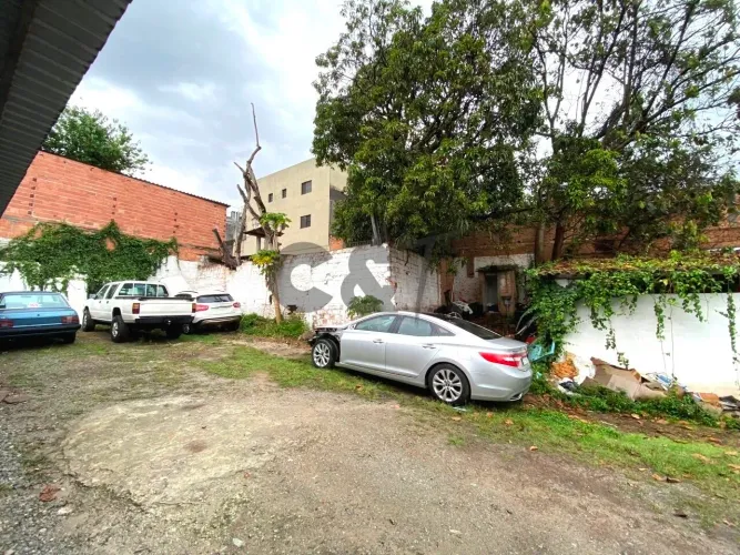 Terreno com 2.513m² à Venda em Santo Amaro, São Paulo/SP
