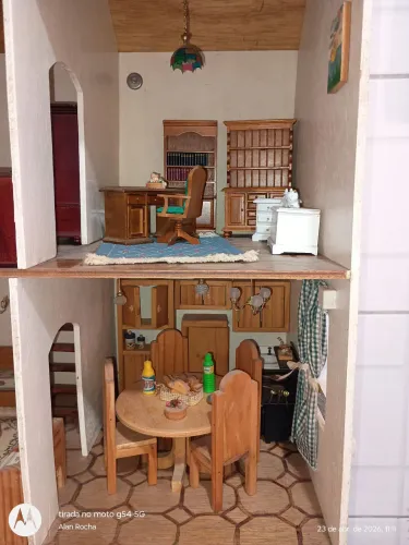 Réplica de sobrado em madeira. 