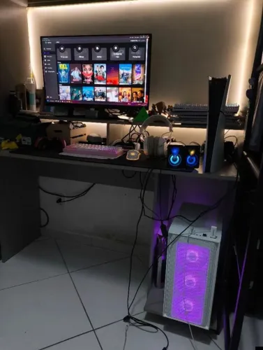 PC Gamer Ryzen 7 5700X3D RTX 4060 32GB SSD Water Cooler LCD Completo