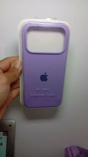 Capa de Silicone para iPhone 17 Pro - Nova e Lacrada