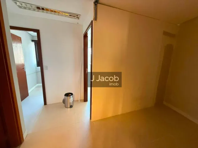 Alugo sala de 25 m² no Ed. Evolution - bairro Umarizal