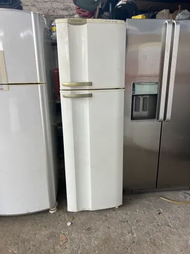 Maravilhosa geladeira Electrolux