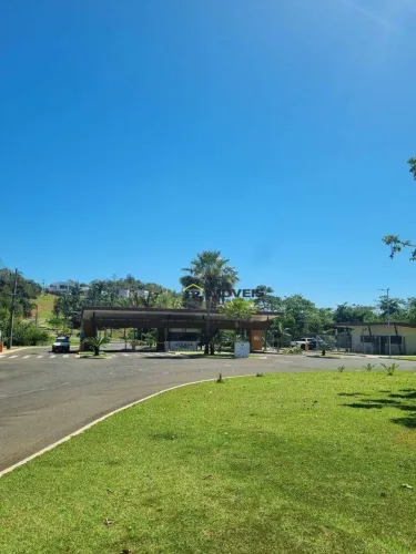 Terreno à Venda no Condomínio Verana