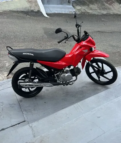Vendo pop 2012 em perfeito estado de conservação IPVA desse ano pago  nada a fazer 