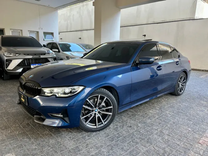 BMW 320I A 2.0 TB M Sport Activeflex 16V 4P 2022