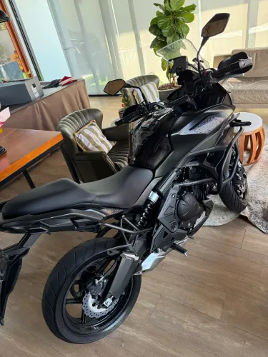 Kawasaki Versys 2023 Impecável