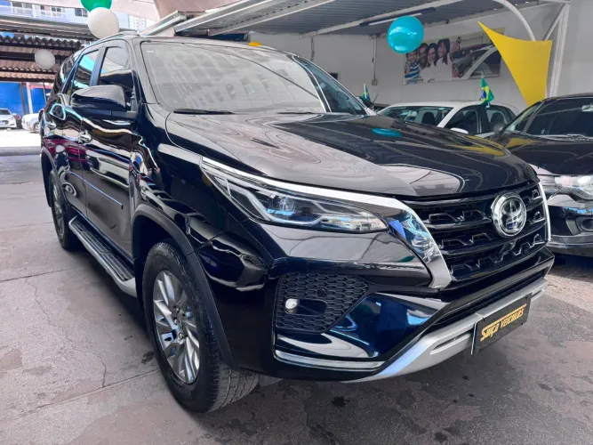 Toyota Hilux SW4 SRX 4X4 2.8 TDI 16V Dies. Aut. 2022