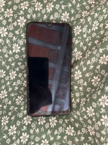 Samsung A10 tela trincada