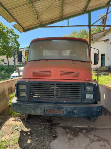 MB 1513 ano 79 toco