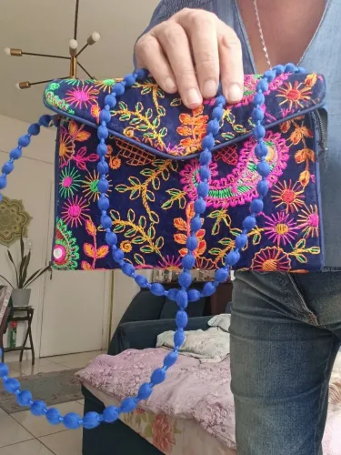 Bolsa Indiana Boho Azul-Marinho Bordada Floral Tiracolo Clutch<br>