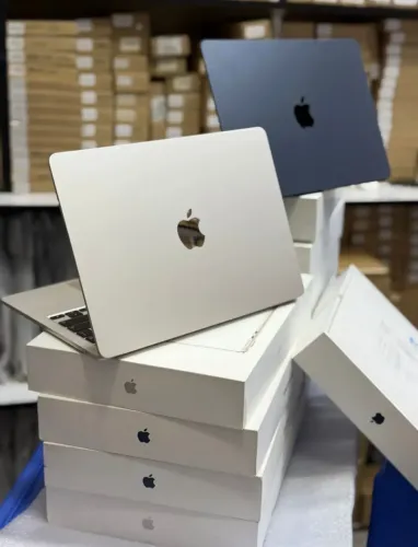 MacBook Air M5 512GB 16RAM Silver/Midnight