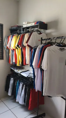 Estoque de roupas Masculinas 