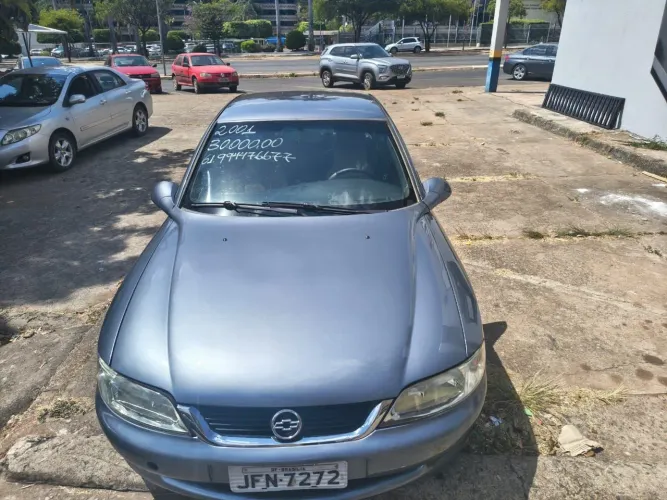 Chevrolet Vectra GLS/ Challenge 2.2 MPFI 16V 2001