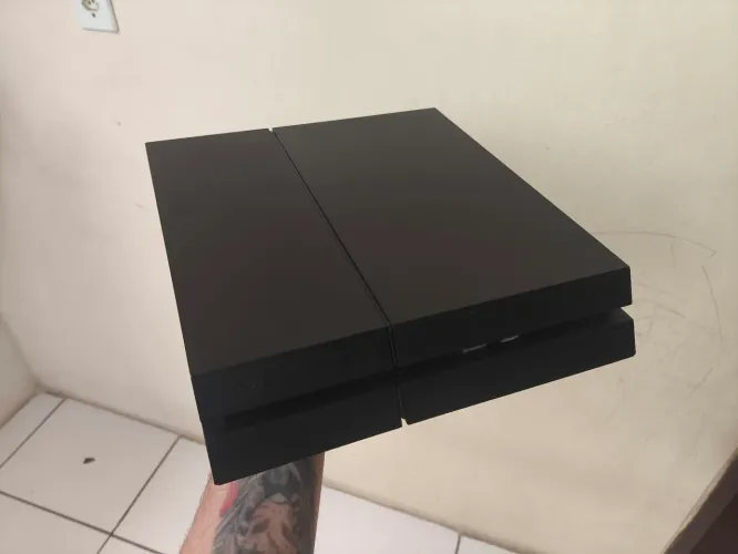 Playstation 4 Fat