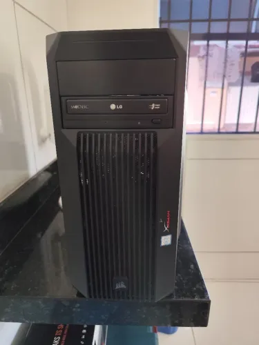 Gabinete Corsair