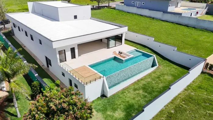 Casa de condomínio para venda com 585 metros quadrados com 4 quartos