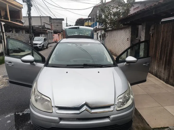 Citroen C4 GLX 1.6 Flex 16V 5P Mec. 2011