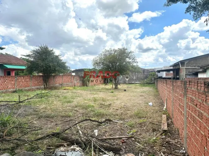 Terreno à venda em Maringá, Zona 07, com 609 m²