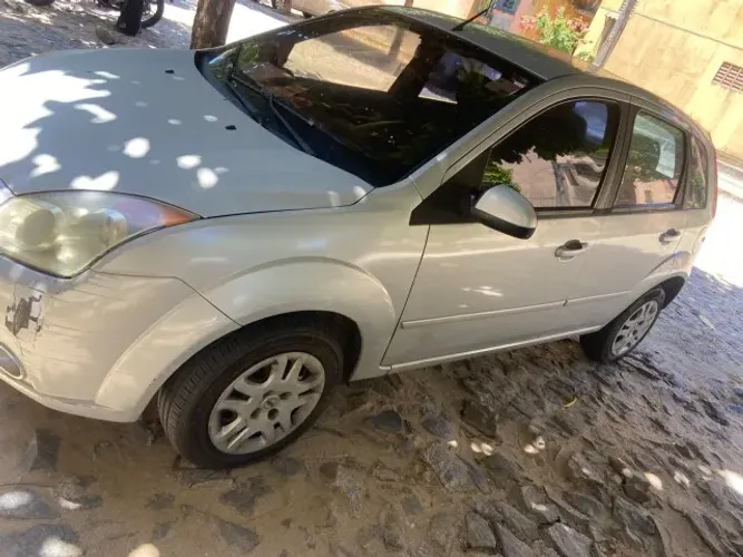 Ford Fiesta 1.0 8V Flex/class 1.0 8V Flex 5P 2010