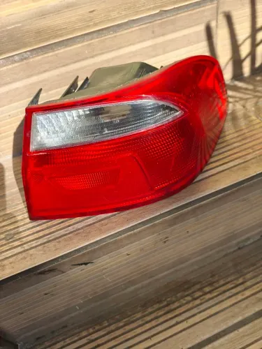Lanterna Voyage G6 G7 lado direito original.